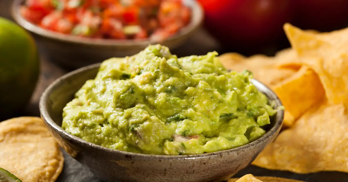 The Great Guacamole Debate: How Many Carbs In Guacamole?